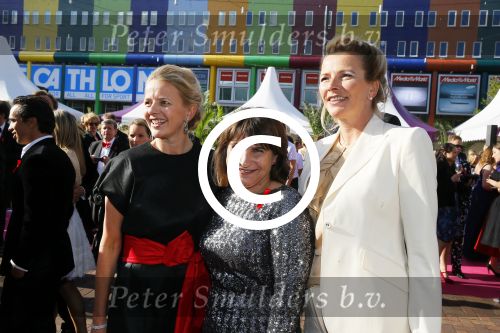 Amsterdam 30 mei 2015
Het 23e damdiner vindt weer plaats bij de HMH Heineken Music Hall.
Prinses Mabel kwam samenmet Viktor en Rolf.