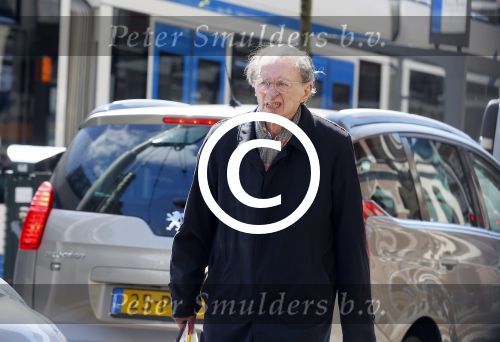Amsterdam 6 mei 2015  
Schrijver Remco Campert op straat in amsterdam
