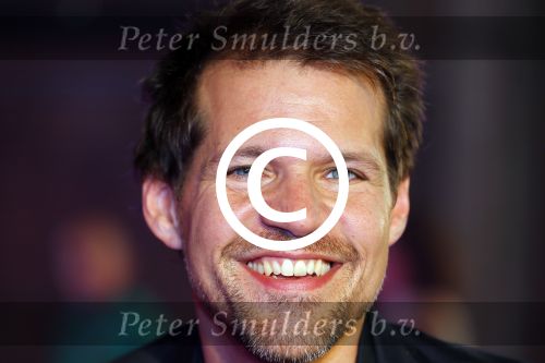 Amsterdam 8 mei 2015  
Albert Verlinde presenteert de cast van Grease met oaTim Douwsma , Vajen van den Bosch Rene v Kooten Tommie Christiaan en Mylene d\'Anjou.
De presentatie is bij de westergasfabriek.