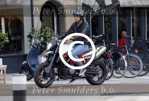 Amsterdam 27 mei 2015  
Rick Brandsteder op zijn motor in amsterdam