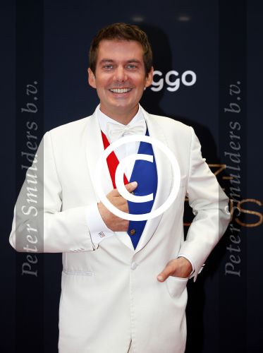 Amsterdam 1 juni 2015
Fajah Lourens met haar nieuwe vriend Gijs Scheringa.Premiere Rendez Vous in het nieuwe de la mar met oa Mark v Eeuwen Loes Haverkort Peter Paul Muller en Pierre Boulanger. Ruben Nicolai kwam met zijn manager