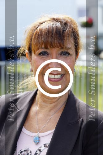 Amsterdam 21 mei 2015  
Presentatie nieuwe theaterstukken Janke Dekker Productions. (Janke Dekker en Michael v Praag)
Aanwezige castleden Erris v Ginkel Esther Lindenbergh Frans Mulder Johnny Kraaijkamp Kali v Starrenburg Suus Ruis Sandra Reemer Xander de Vledder Truus te Stelle Maaike Widdershoven en Mike Weerts