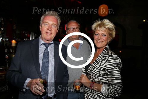Amsterdam 11 mei 2015 
Jon v Eerd en zijn partner Ton vieren hun 30 jarig huwelijk met een feest met vele collega\'s. Simone Kleinsma met Man Guus Verstraete en Andre v Duin en Martin