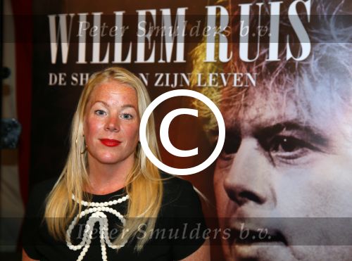 Amsterdam 21 mei 2015  
Presentatie nieuwe theaterstukken Janke Dekker Productions. (Janke Dekker en Michael v Praag)
Aanwezige castleden Erris v Ginkel Esther Lindenbergh Frans Mulder Johnny Kraaijkamp Kali v Starrenburg Suus Ruis Sandra Reemer Xander de Vledder Truus te Stelle Maaike Widdershoven en Mike Weerts