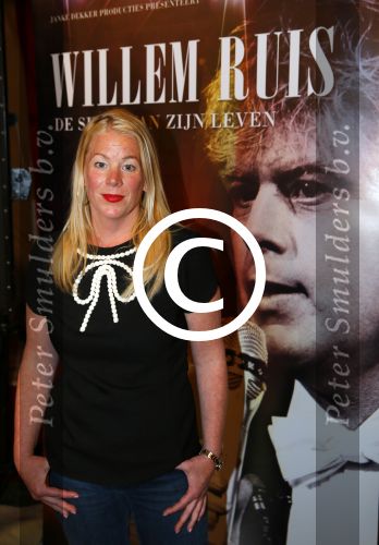 Amsterdam 21 mei 2015  
Presentatie nieuwe theaterstukken Janke Dekker Productions. (Janke Dekker en Michael v Praag)
Aanwezige castleden Erris v Ginkel Esther Lindenbergh Frans Mulder Johnny Kraaijkamp Kali v Starrenburg Suus Ruis Sandra Reemer Xander de Vledder Truus te Stelle Maaike Widdershoven en Mike Weerts