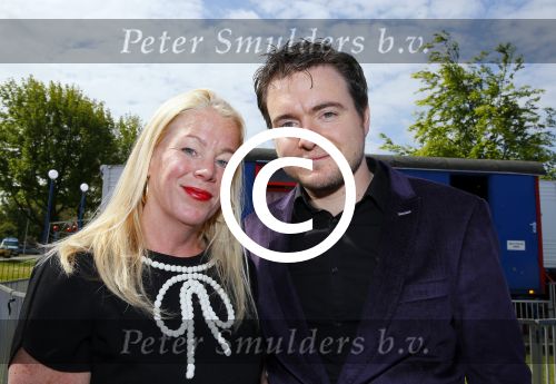 Amsterdam 21 mei 2015  
Presentatie nieuwe theaterstukken Janke Dekker Productions. (Janke Dekker en Michael v Praag)
Aanwezige castleden Erris v Ginkel Esther Lindenbergh Frans Mulder Johnny Kraaijkamp Kali v Starrenburg Suus Ruis Sandra Reemer Xander de Vledder Truus te Stelle Maaike Widdershoven en Mike Weerts