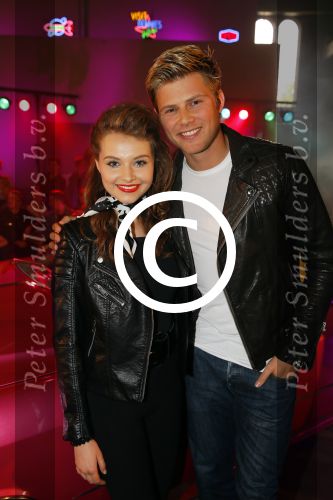 Amsterdam 8 mei 2015  
Albert Verlinde presenteert de cast van Grease met oaTim Douwsma , Vajen van den Bosch Rene v Kooten Tommie Christiaan en Mylene d\'Anjou.
De presentatie is bij de westergasfabriek.