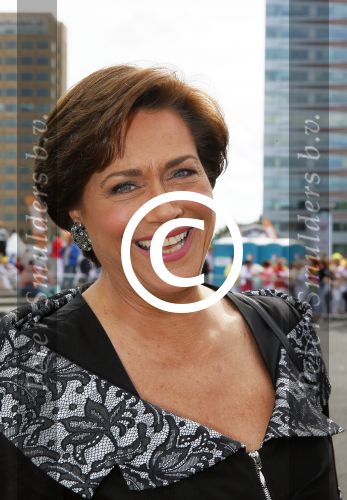 Amsterdam 30 mei 2015
Het 23e damdiner vindt weer plaats bij de HMH Heineken Music Hall.
Tineke Verburg met zoon  Tim.