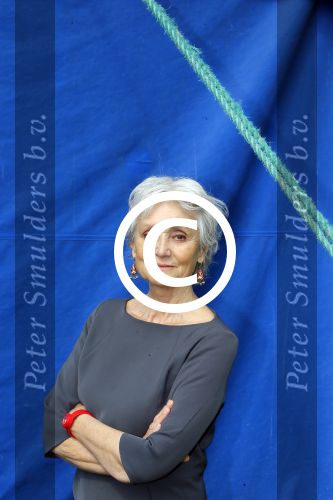 Amsterdam 21 mei 2015  
Presentatie nieuwe theaterstukken Janke Dekker Productions. (Janke Dekker en Michael v Praag)
Aanwezige castleden Erris v Ginkel Esther Lindenbergh Frans Mulder Johnny Kraaijkamp Kali v Starrenburg Suus Ruis Sandra Reemer Xander de Vledder Truus te Stelle Maaike Widdershoven en Mike Weerts