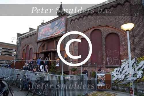 Amsterdam 11 mei 2015 
Jon v Eerd en zijn partner Ton vieren hun 30 jarig huwelijk met een feest met vele collega\'s