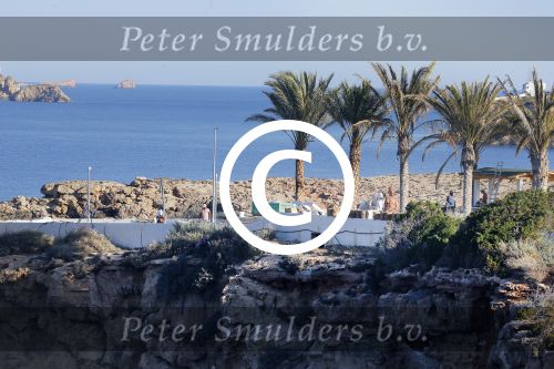 Ibiza 7 juni 2015
De laatste loodjes bij de verbouwing van het huis/villa van Yolanthe Sneijder Cabau en Wesley Sneijder op ibiza