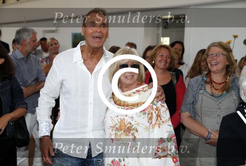 Amsterdam 8 juni 2015
Boekpresentatie Boek Danielle Oonk van t Schip in Yogacentrum Amsterdam. Danielle met vader Joop Oonk en moeder Willeke Alberti