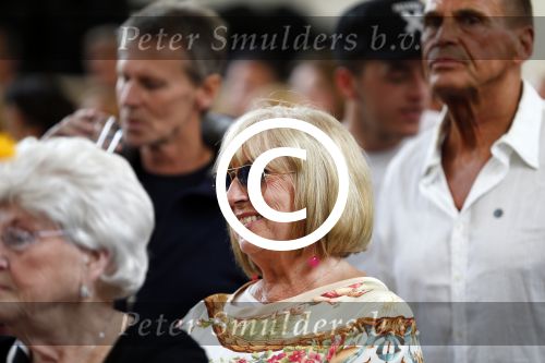 Amsterdam 8 juni 2015
Boekpresentatie Boek Danielle Oonk van t Schip in Yogacentrum Amsterdam. Willeke Alberti