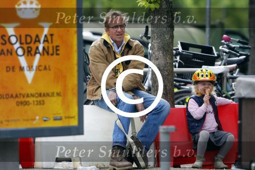 Amsterdam 25 mei 2015
Willem Lust met zijn dochtertje in Amsterdam zuid.