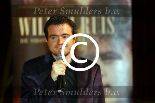 Amsterdam 21 mei 2015  
Presentatie nieuwe theaterstukken Janke Dekker Productions. (Janke Dekker en Michael v Praag)
Aanwezige castleden Erris v Ginkel Esther Lindenbergh Frans Mulder Johnny Kraaijkamp Kali v Starrenburg Suus Ruis Sandra Reemer Xander de Vledder Truus te Stelle Maaike Widdershoven en Mike Weerts