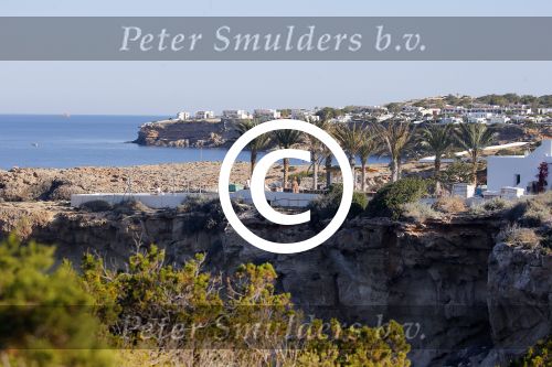 Ibiza 7 juni 2015
De laatste loodjes bij de verbouwing van het huis/villa van Yolanthe Sneijder Cabau en Wesley Sneijder op ibiza