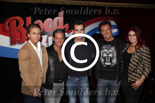 Hoofddorp 26 maart 2013
Presentatie Bloed zweet en tranen met Gerard Joling Roxeanne en Dre Hazes Danny de Munk en Jeroen v d Boom bij Claus Partyhouse.
Peter Smulders bv