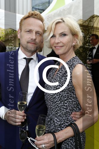 Amsterdam 4 juni 2016
Amsterdam Dam diner in de HMH tbv het aidsfonds.
Anita Witzier met man
