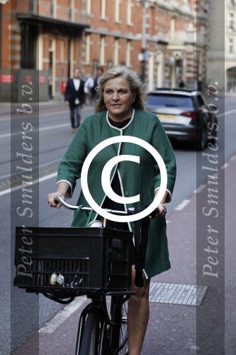 Amsterdam 4 juni 2016 
Premiere in de ban van broadway in het nieuwe de la mar. Anneke Blok