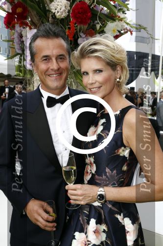 Amsterdam 4 juni 2016
Amsterdam Dam diner in de HMH tbv het aidsfonds.
Anouska Wink met man