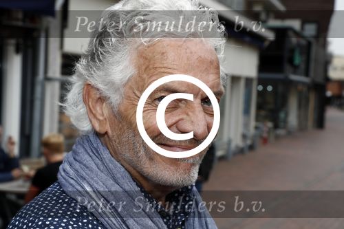 Hilversum 25 mei 2016
Feest Imca Marina vanwege 60 jarig artiesten jubileum en haar 75e verjaardag in de kei. Ben Cramer