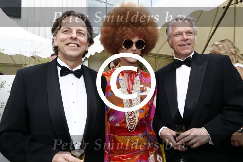Amsterdam 4 juni 2016
Amsterdam Dam diner in de HMH tbv het aidsfonds. Wouter Bos en Bert Koenders