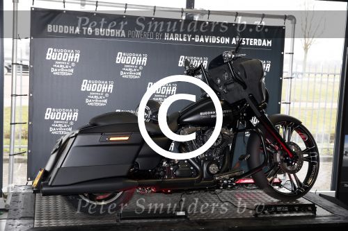 Amsterdam 22 maart 2013
Presentatie Buddha to Buddha en Harley davidson motor.
Peter Smulders bv