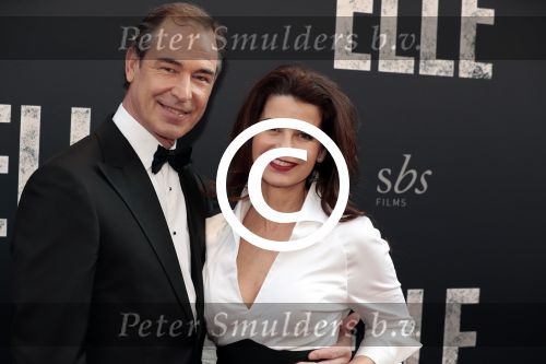 Amsterdam 31 mei 2016
Premiere nieuwste film van Paul Verhoeven Elle in Tuschinski.
Caroline de Bruijn en Erik de Vogel