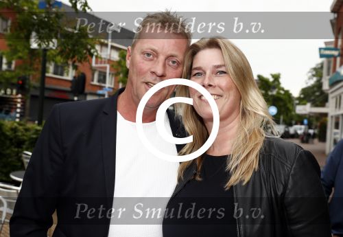 Hilversum 25 mei 2016
Feest Imca Marina vanwege 60 jarig artiesten jubileum en haar 75e verjaardag in de kei. Dave Heijneman met vrouw