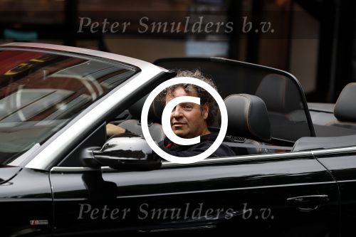 Amsterdam 20 mei 2016
Dirk Zeelenberg in zijn audi a5 cabrio die nu ook te huren is voor een huwelijk/trouwerij.