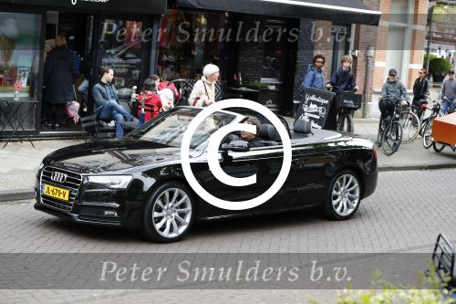 Amsterdam 20 mei 2016
Dirk Zeelenberg in zijn audi a5 cabrio die nu ook te huren is voor een huwelijk/trouwerij.