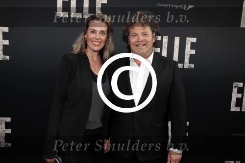 Amsterdam 31 mei 2016
Premiere nieuwste film van Paul Verhoeven Elle in Tuschinski.
Dirk Zeelenberg met zijn vrouw