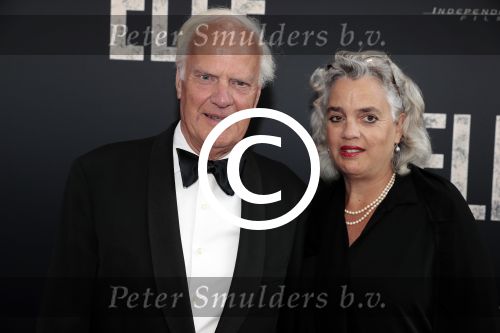 Amsterdam 31 mei 2016
Premiere nieuwste film van Paul Verhoeven Elle in Tuschinski. Dolf de Vries kwam met zijn dochter