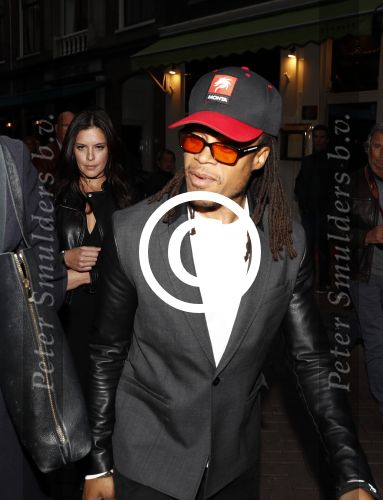 Amsterdam 25 mei 2016
FHM mooiste vrouw van Nederland presentatie ( FHM500). Edgar Davids met (een) vriendin