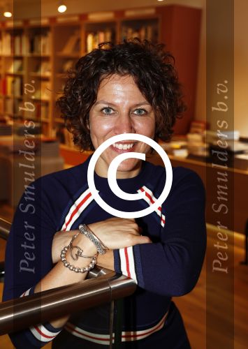Amsterdam 29 mei 2016
Presentatie het grote knuffelboek van Nederland gemaakt door Gallyon v Vessem.
De presentatie was bij Scheltema. Evelien de Bruijn