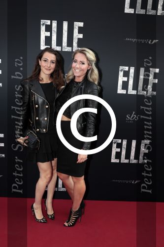Amsterdam 31 mei 2016
Premiere nieuwste film van Paul Verhoeven Elle in Tuschinski. Felice Bakker met een vriendin