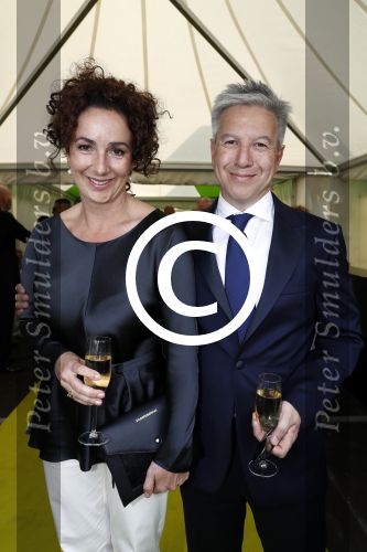 Amsterdam 4 juni 2016
Amsterdam Dam diner in de HMH tbv het aidsfonds.
Femke Halsema met man
