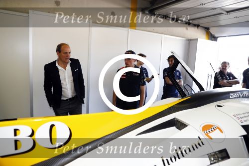 Zandvoort 4 juni 2016
Jumbo familie racedagen op Zandvoort met oa Max Verstappen en zijn Red Bull race auto. Frits v Eerd Prins Bernhard jr en Jan Lammers