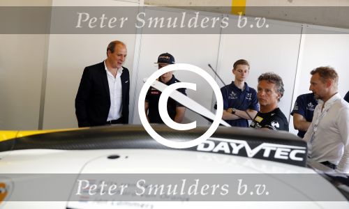 Zandvoort 4 juni 2016
Jumbo familie racedagen op Zandvoort met oa Max Verstappen en zijn Red Bull race auto. Frits v Eerd Prins Bernhard jr en Jan Lammers