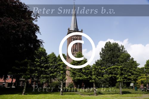 Hem 26 mei 2016
Imca Marina woont tegenwoordig in een prachtige boederij in Hem. Ze wil in toekomst ook in de plaatstelijke kerk mensen gaan trouwen.