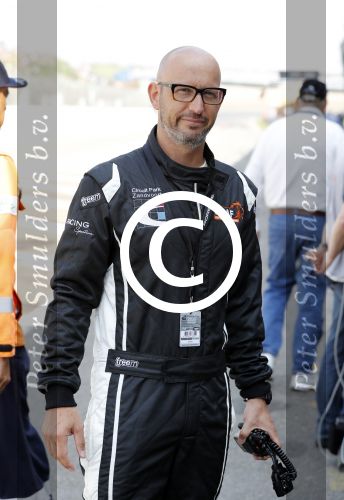 Zandvoort 4 juni 2016
Jumbo familie racedagen op Zandvoort met oa Max Verstappen en zijn Red Bull race auto. Hugo v Driel