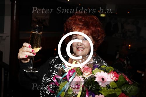 Hilversum 25 mei 2016
Feest Imca Marina vanwege 60 jarig artiesten jubileum en haar 75e verjaardag in de kei.