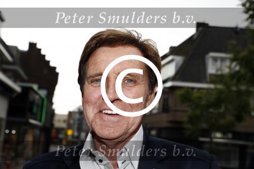 Hilversum 25 mei 2016
Feest Imca Marina vanwege 60 jarig artiesten jubileum en haar 75e verjaardag in de kei.
Jacques Herb en Diny