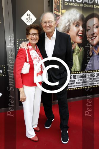 Amsterdam 4 juni 2016 
Premiere in de ban van broadway in het nieuwe de la mar.
Joop en Janine v d Ende ( sneakers)