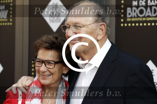 Amsterdam 4 juni 2016 
Premiere in de ban van broadway in het nieuwe de la mar.
Joop en Janine v d Ende ( sneakers)