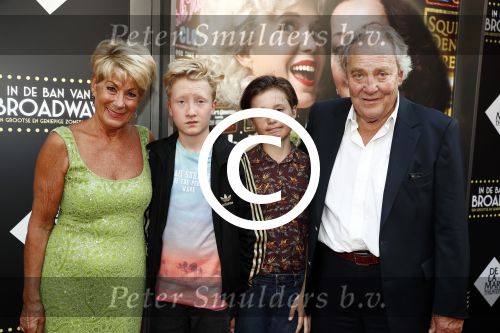 Amsterdam 4 juni 2016 
Premiere in de ban van broadway in het nieuwe de la mar.
Puck en Jules Croiset met hun kleinkinderen