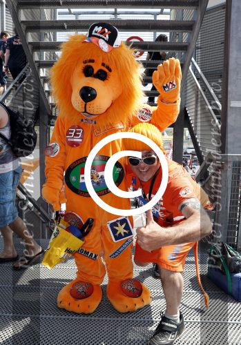Zandvoort 4 juni 2016
Jumbo familie racedagen op Zandvoort met oa Max Verstappen en zijn Red Bull race auto.