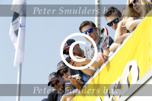 Zandvoort 4 juni 2016
Jumbo familie racedagen op Zandvoort met oa Max Verstappen en zijn Red Bull race auto.