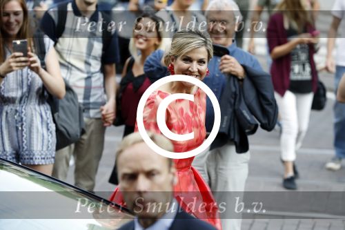 Amsterdam 4 juni 2016
Koning Willem Alexander en koningin Maxima bezoeken stadsschouwburg.