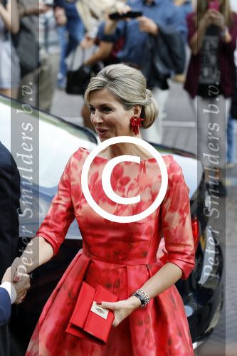 Amsterdam 4 juni 2016
Koning Willem Alexander en koningin Maxima bezoeken stadsschouwburg.